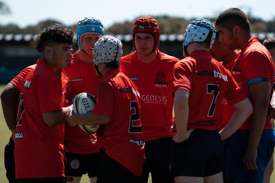 Team talk before lineout